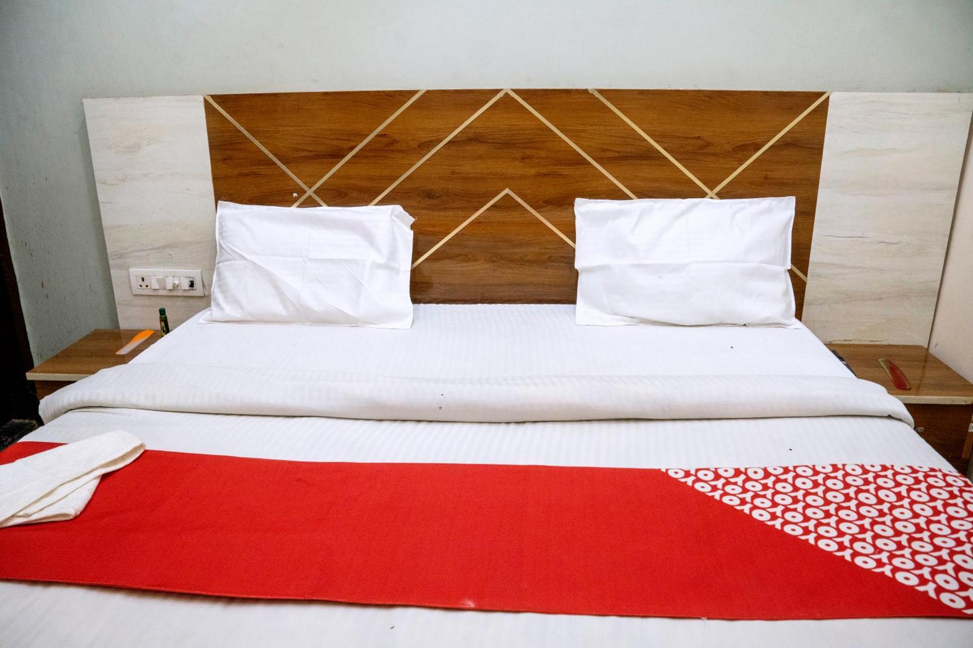 Hotel An Palace Агра Экстерьер фото